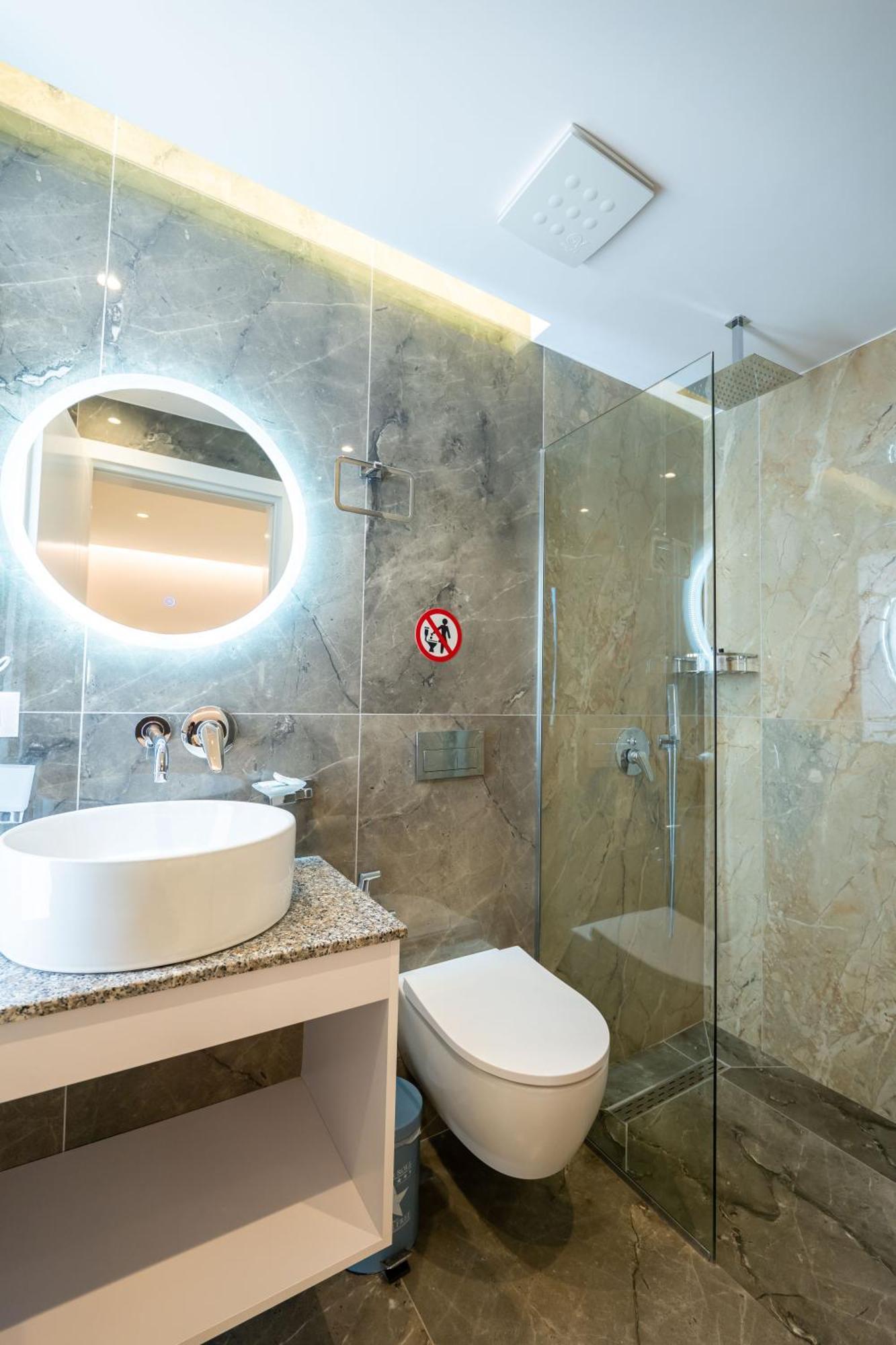 Feniks Hotel Ксамил Экстерьер фото
